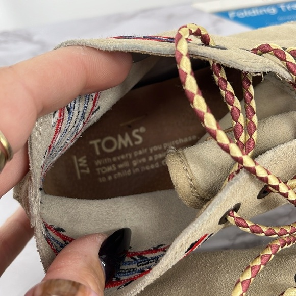 TOMS Sand Alarco Desert Chukka Botas Aztec Lace Up Booties Beige Boho Sz 7 - Picture 6 of 8
